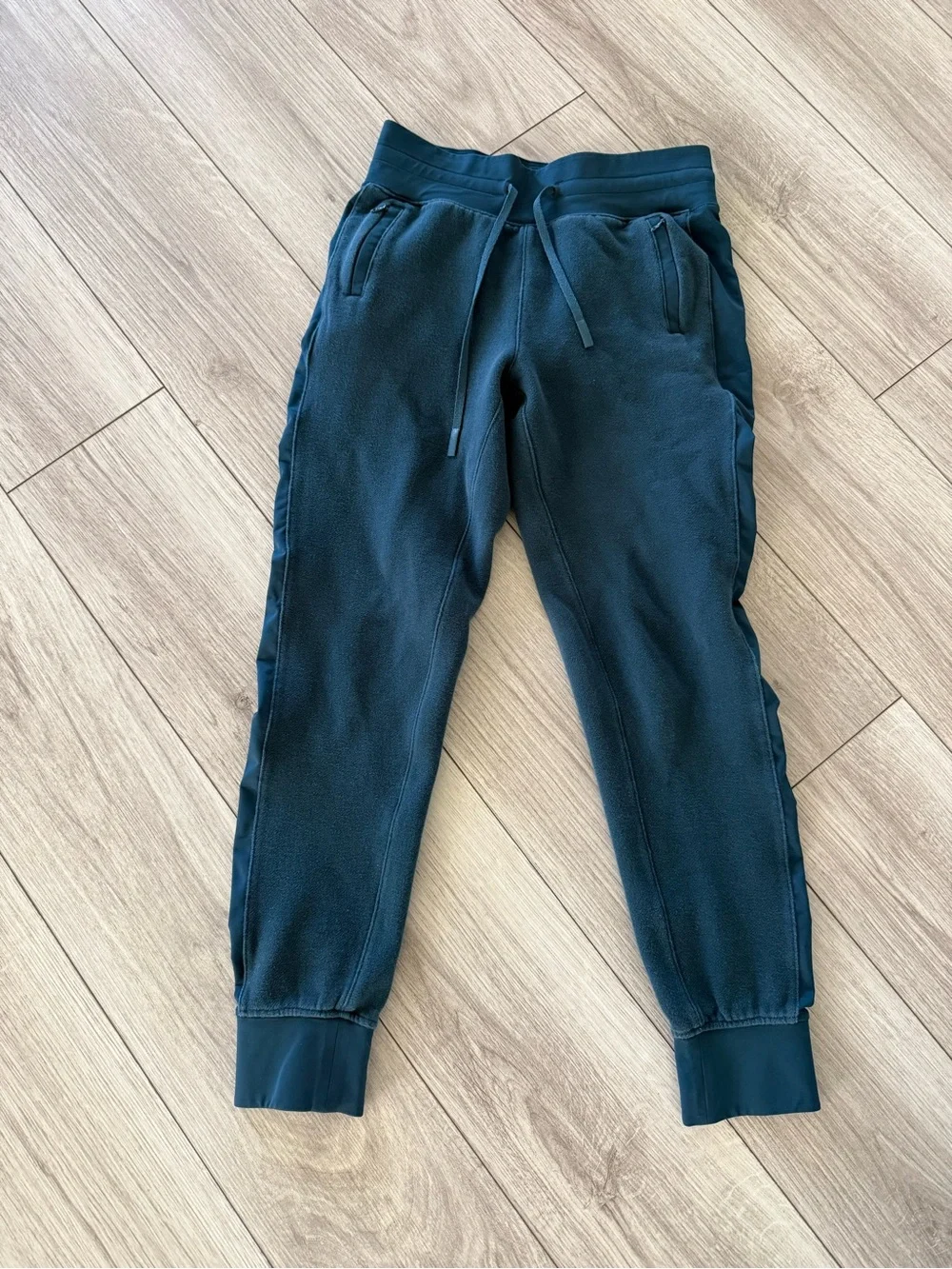 Lululemon Women Submarine Get Going Joggers size 4 teal